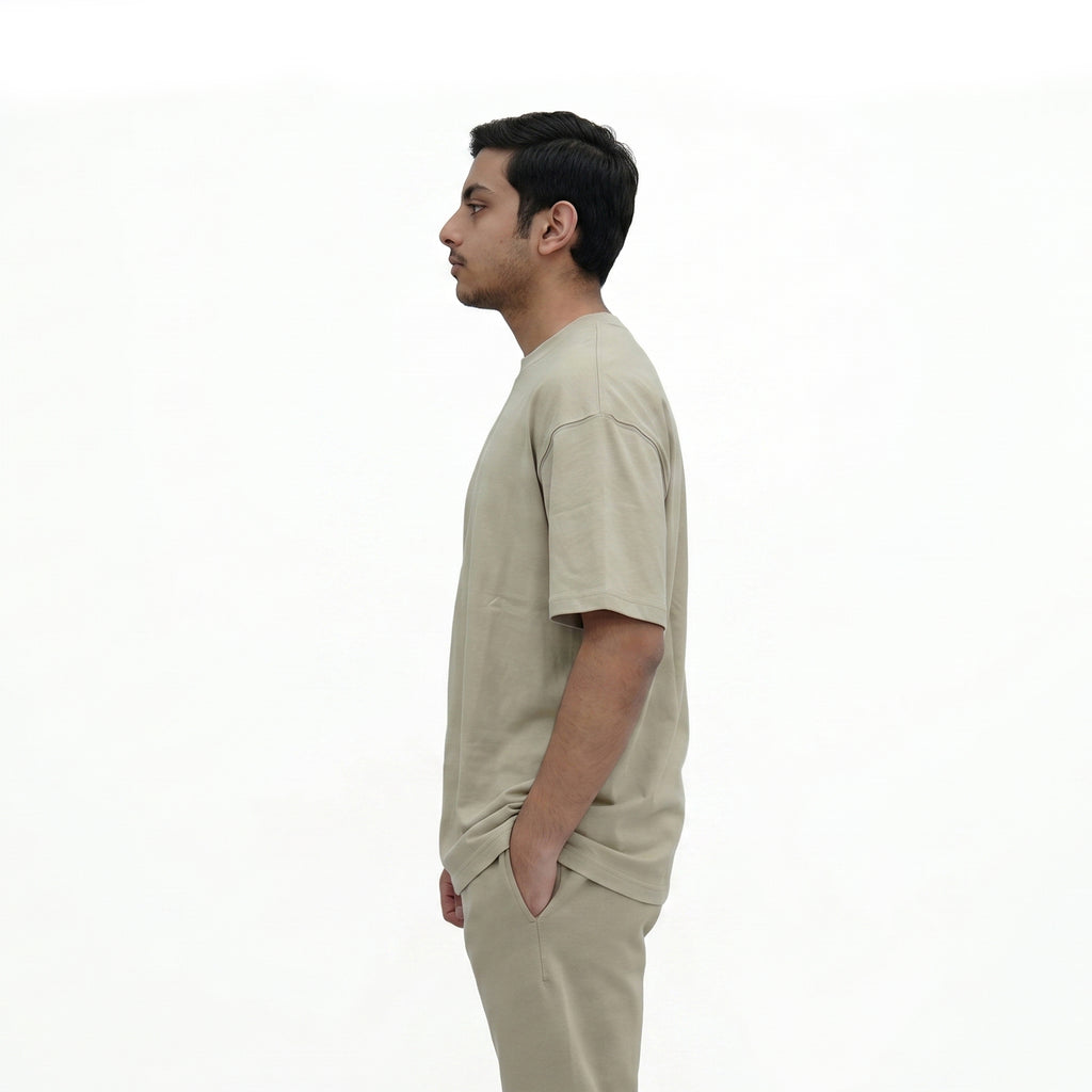 1977 Oversized T-Shirt – Premium Streetwear Relaxed Fit Tee for Men