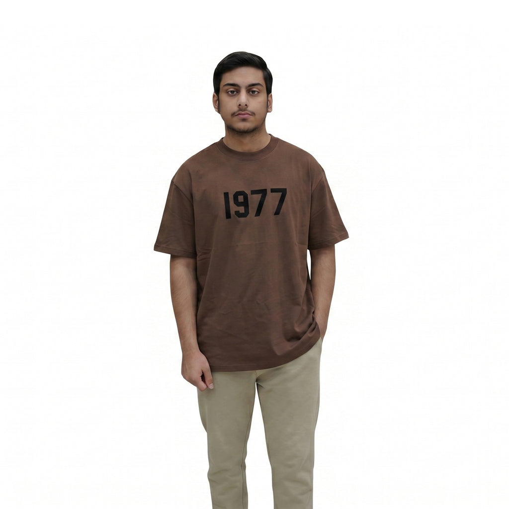 1977 Oversized T-Shirt – Premium Streetwear Relaxed Fit Tee for Men